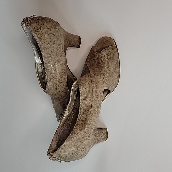 Aerosoles Women Pumps sz 8 Comfort Shoes Heel Peep Toe Dancing peep toe New* - Picture 4 of 10